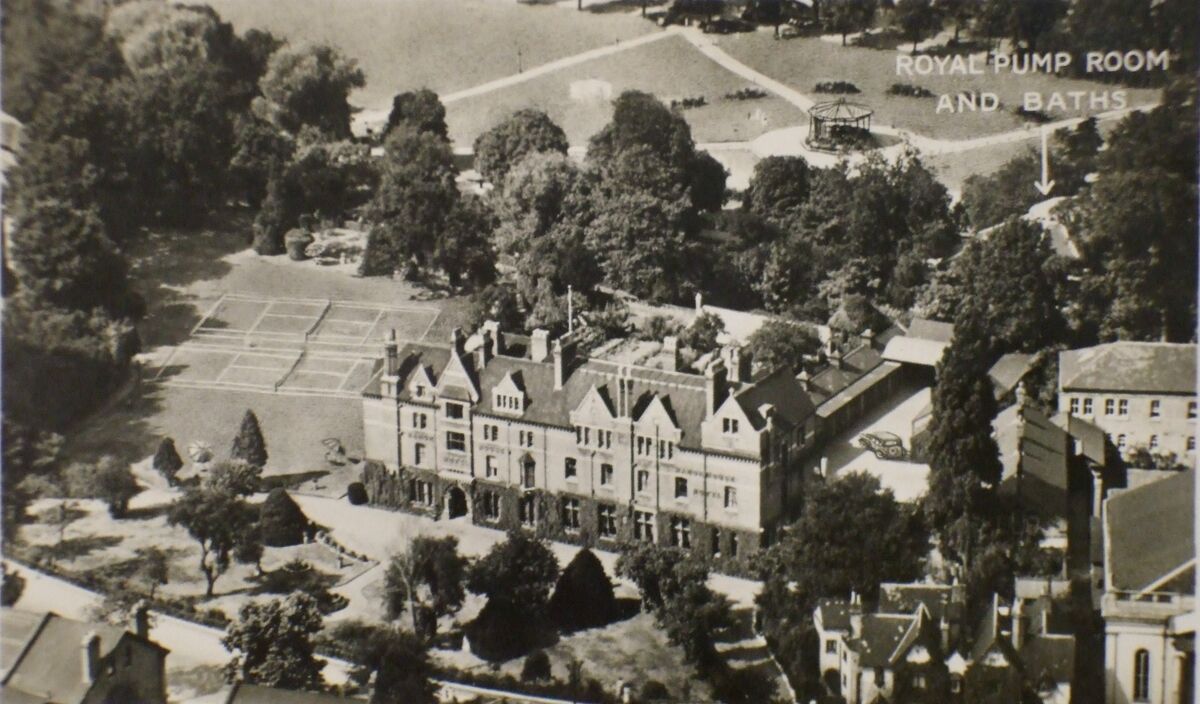 Old aerial photograph of lawn tennis courts beside the Manor Hotel